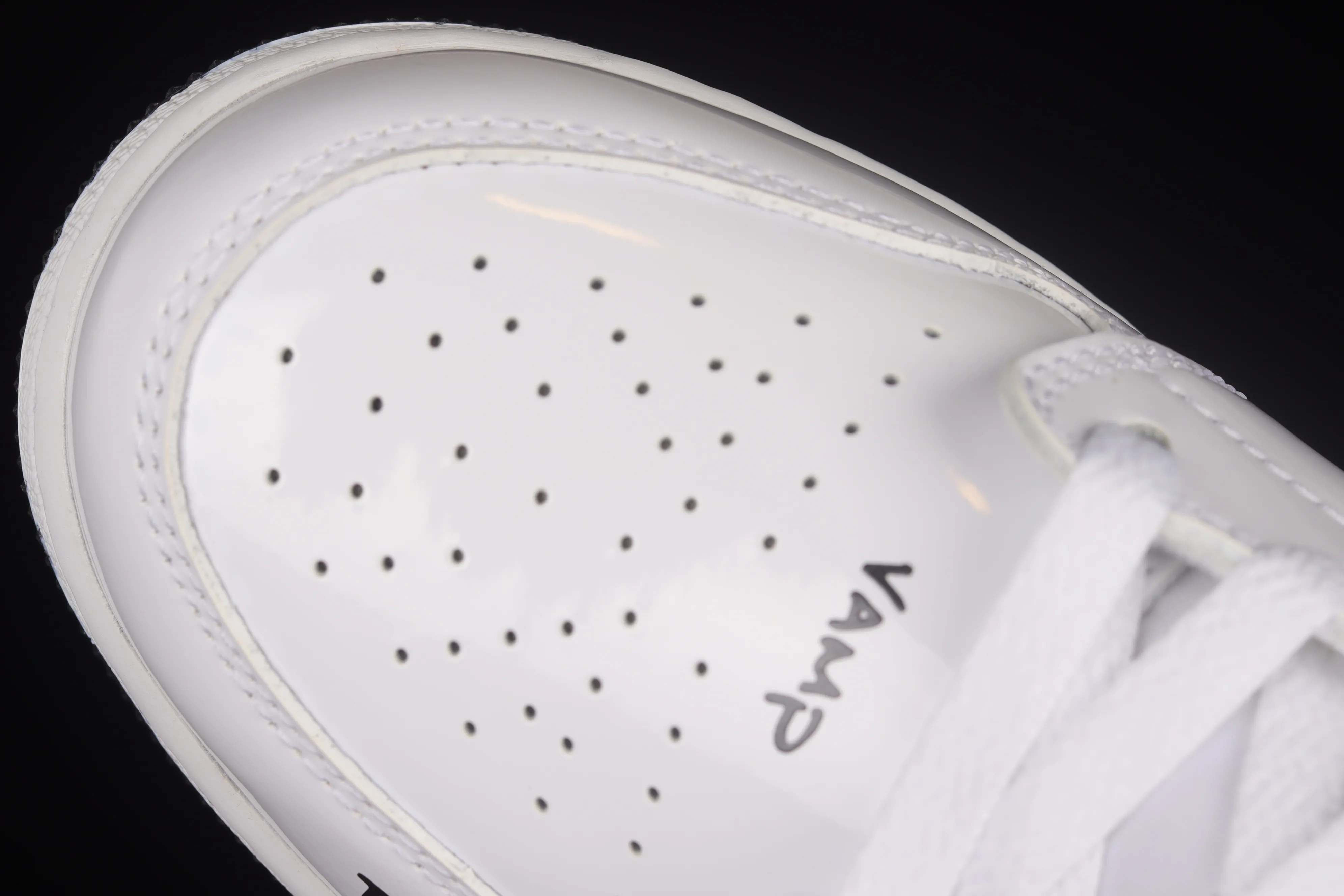 All categories Air Jordan Jordan series basketball shoes Air Jordan 1 Mid G version pure original Air Jordan 1 Mid GS "Schematic" AJ1 Joe 1 white graffiti Zhongbang basketball shoes DQ1864-100